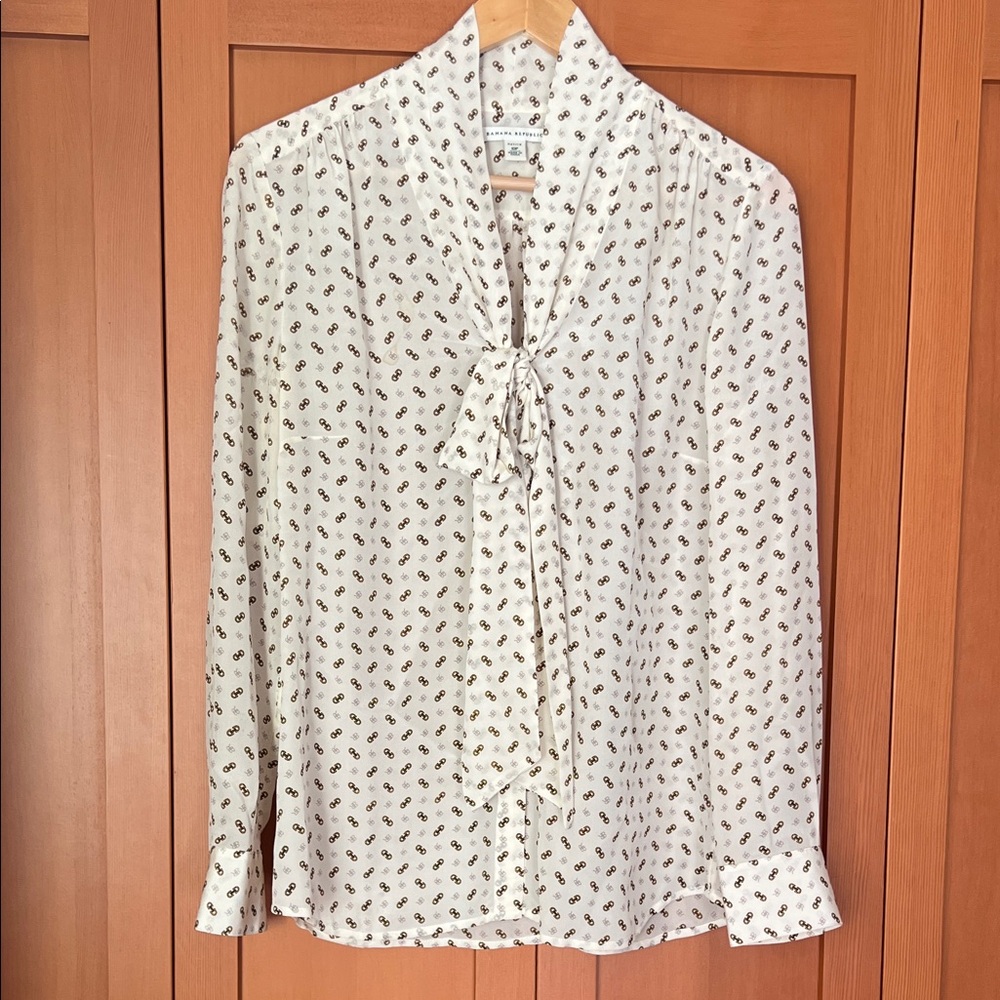 Banana Republic White Patterned Silk Women's Blouse